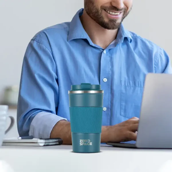 travel-coffee-mug-blue